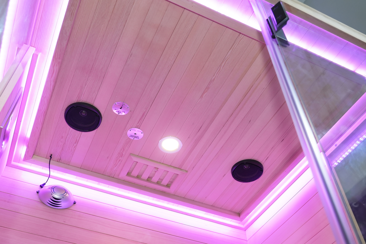 Blisspod Vantaa RED 2 Person Full Spectrum Sauna